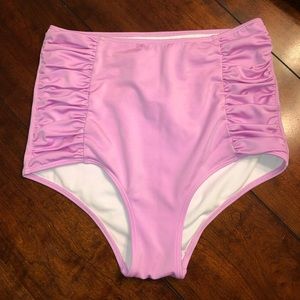 Kortni Jeane bottoms